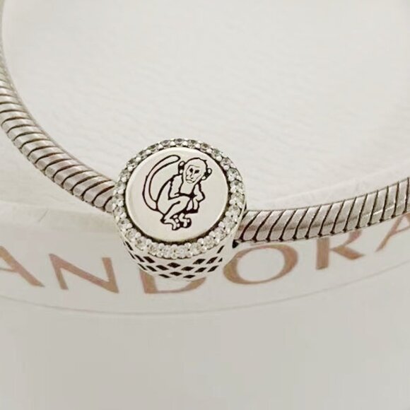 Pandora Saint Kitts and Nevis Monkey Dangle Charm Travel Pendant, S925 Sterling - Picture 1 of 3